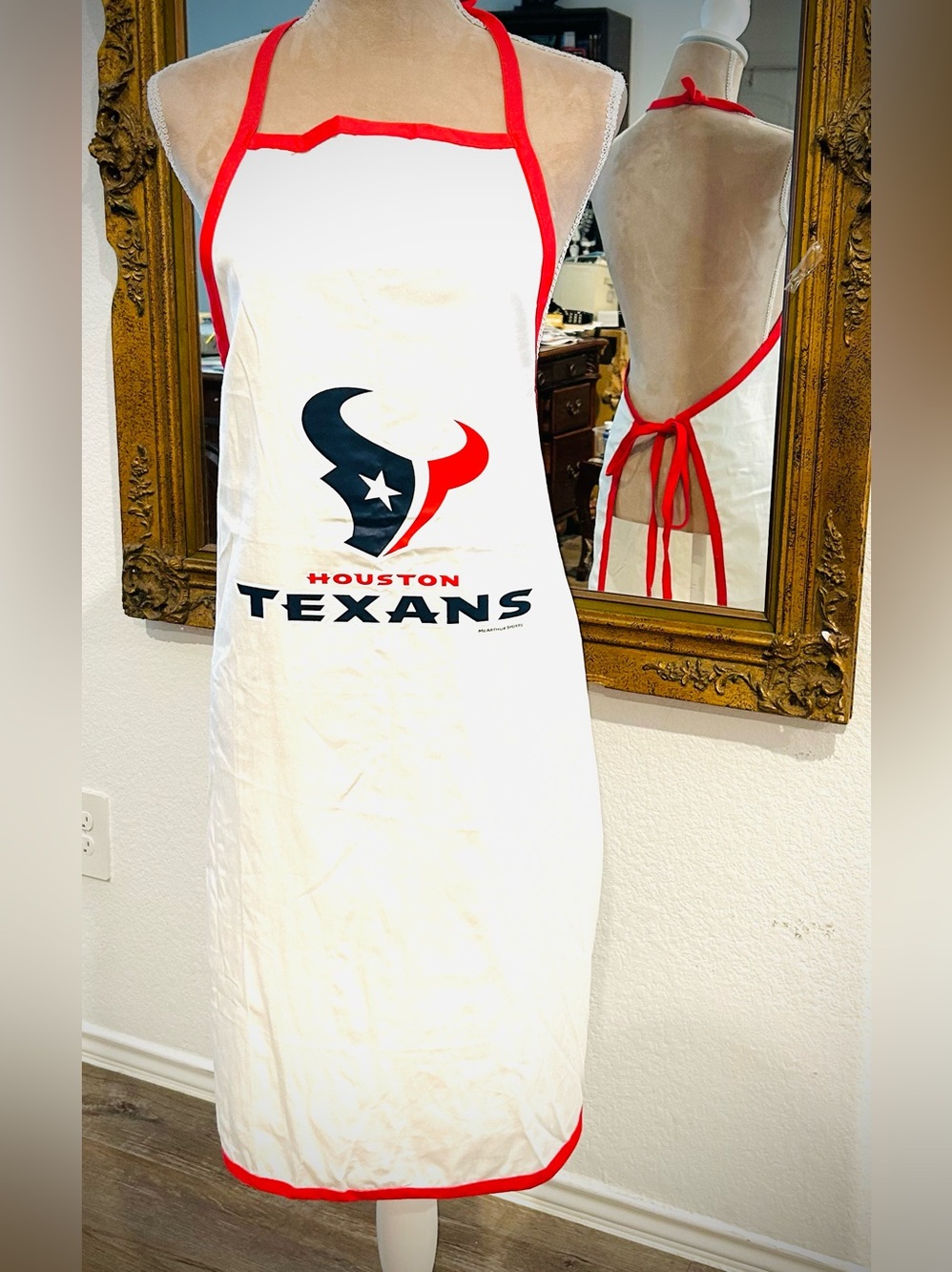 Houston Texans NFL Apron great for rodeo & football tailgate season BBQ Cookoff